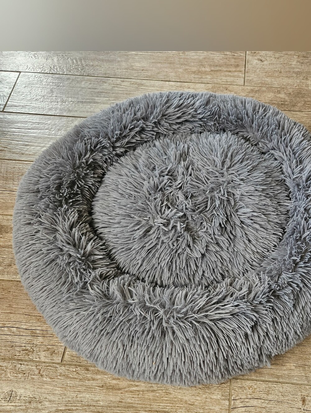 Gray Fluffy Round Pet Bed - Home Accents